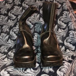 VINTAGE STEVE MADDEN boots with heel